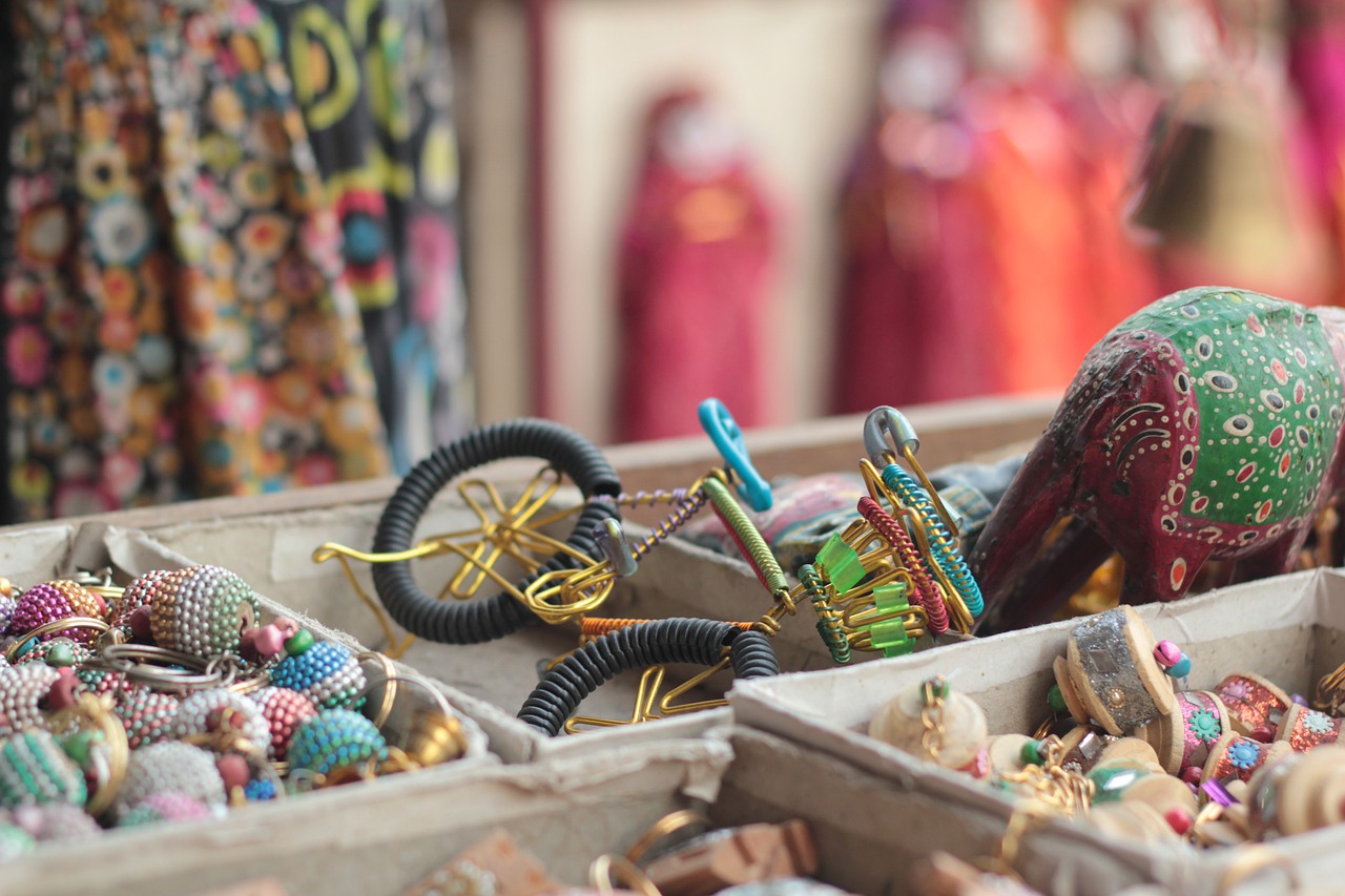 indian traditional shopping, jaipur shops, toys-2659285.jpg